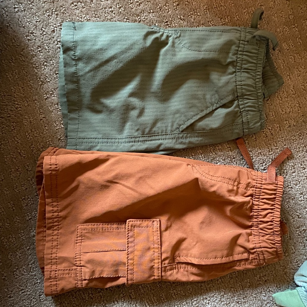 Cat & Jack Kids Shorts - Green and Orange